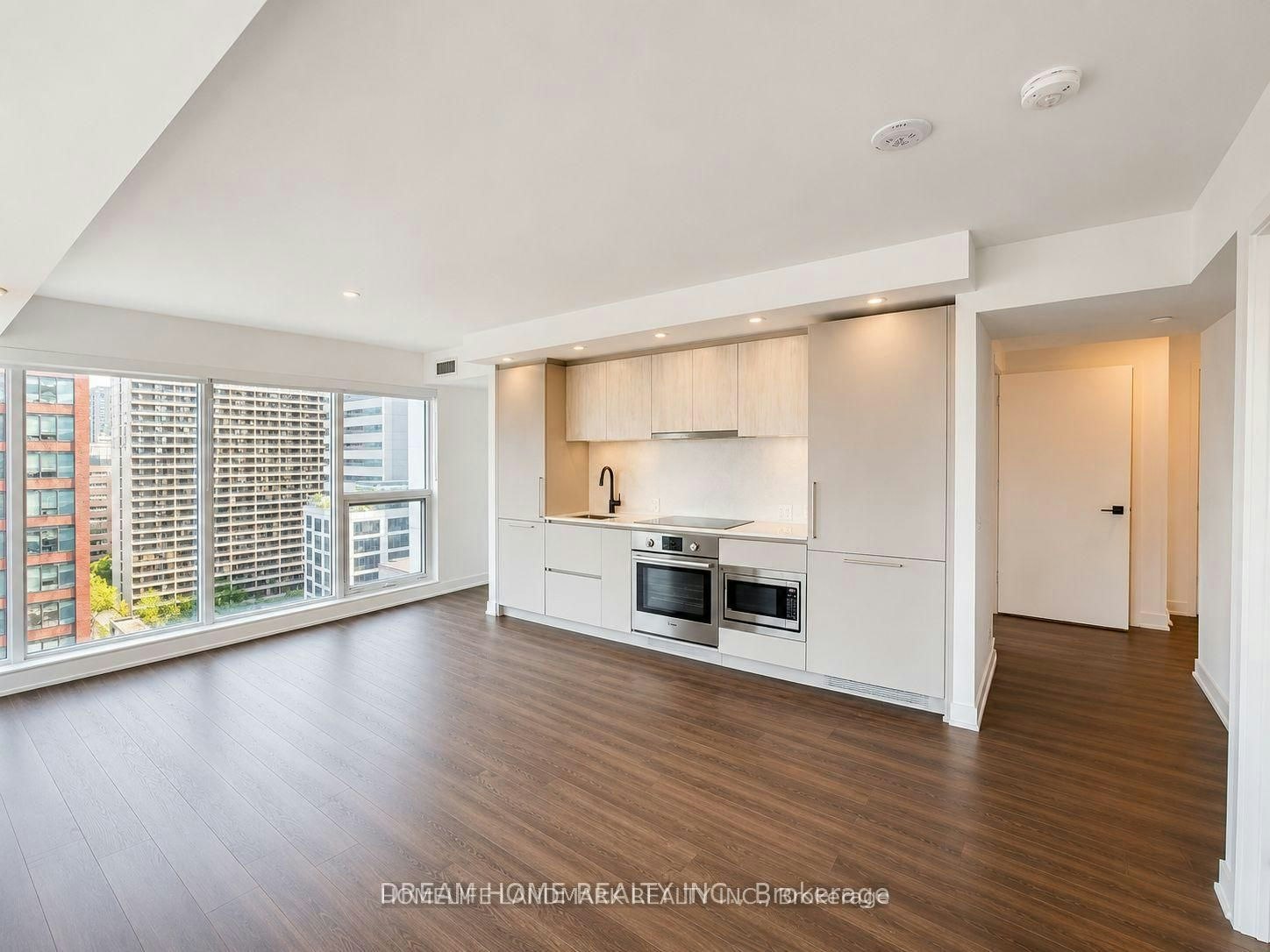 2002-609 Sherbourne Street, Toronto, ON, M4X 0A4 - 3