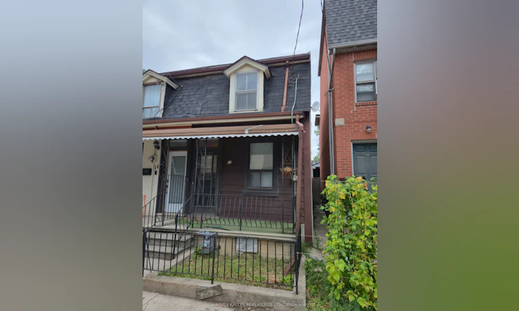 12 Whitaker Avenue