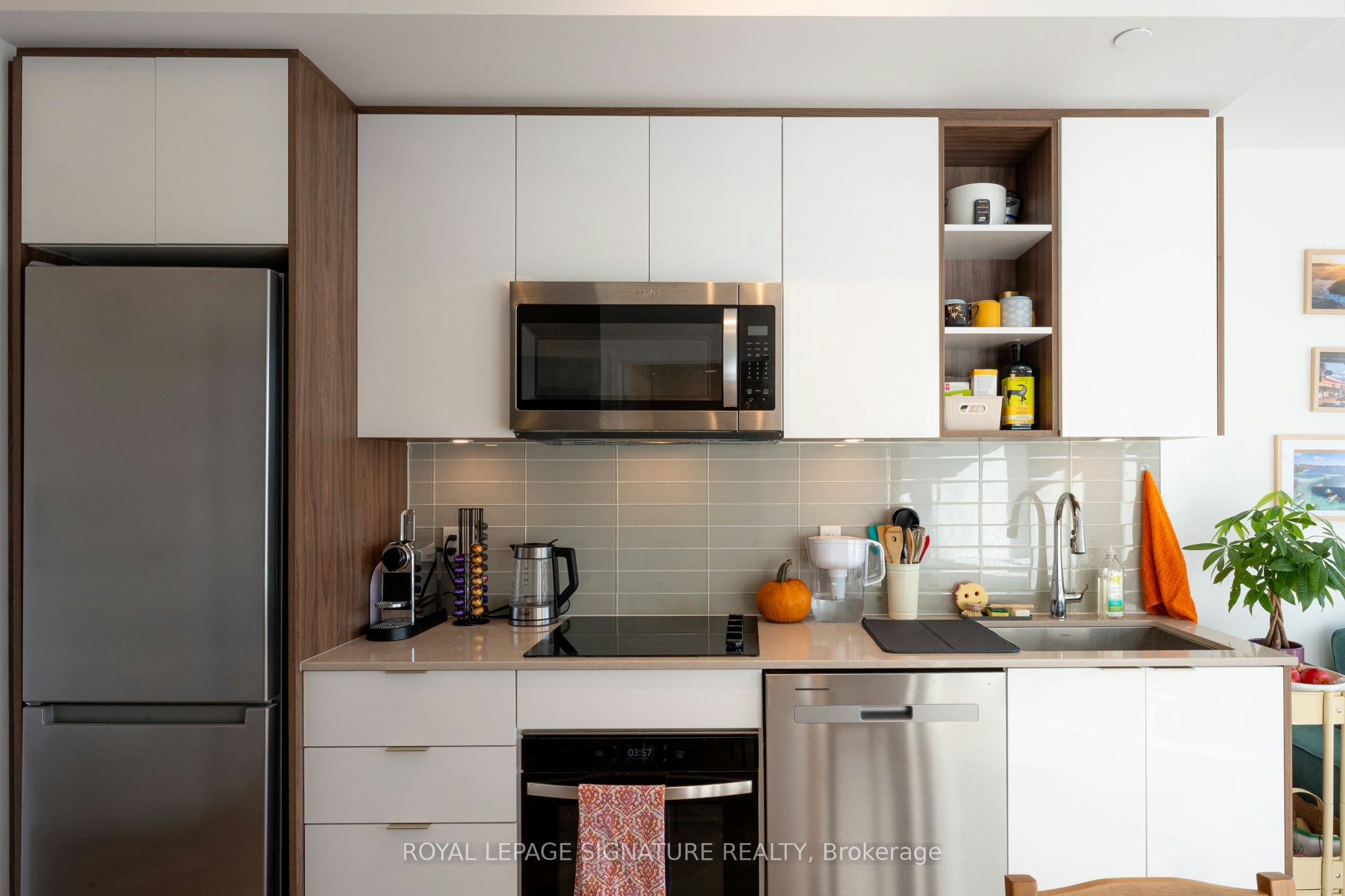 PH14-543 Richmond Street W, Toronto, ON, M5V 0W9 - 2