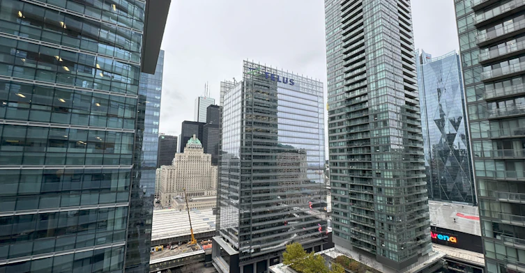 2111-14 York Street, Toronto, ON, M5J 0A9 - 13