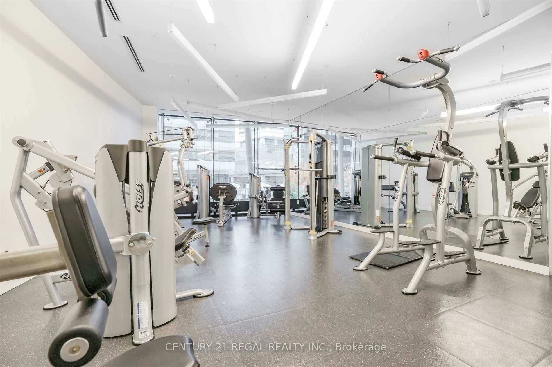 2111-14 York Street, Toronto, ON, M5J 0A9 - 10