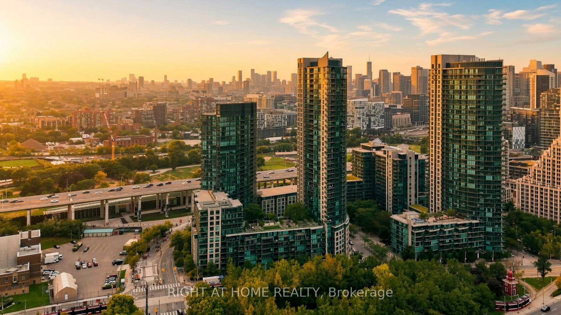 321-231 Fort York Boulevard, Toronto, ON, M5V 1B2