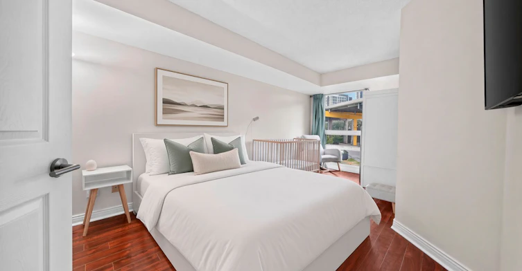 321-231 Fort York Boulevard, Toronto, ON, M5V 1B2 - 12