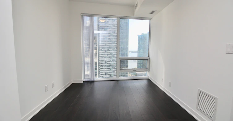 2510-100 Harbour Street, Toronto, ON, M5J 0B5 - 7