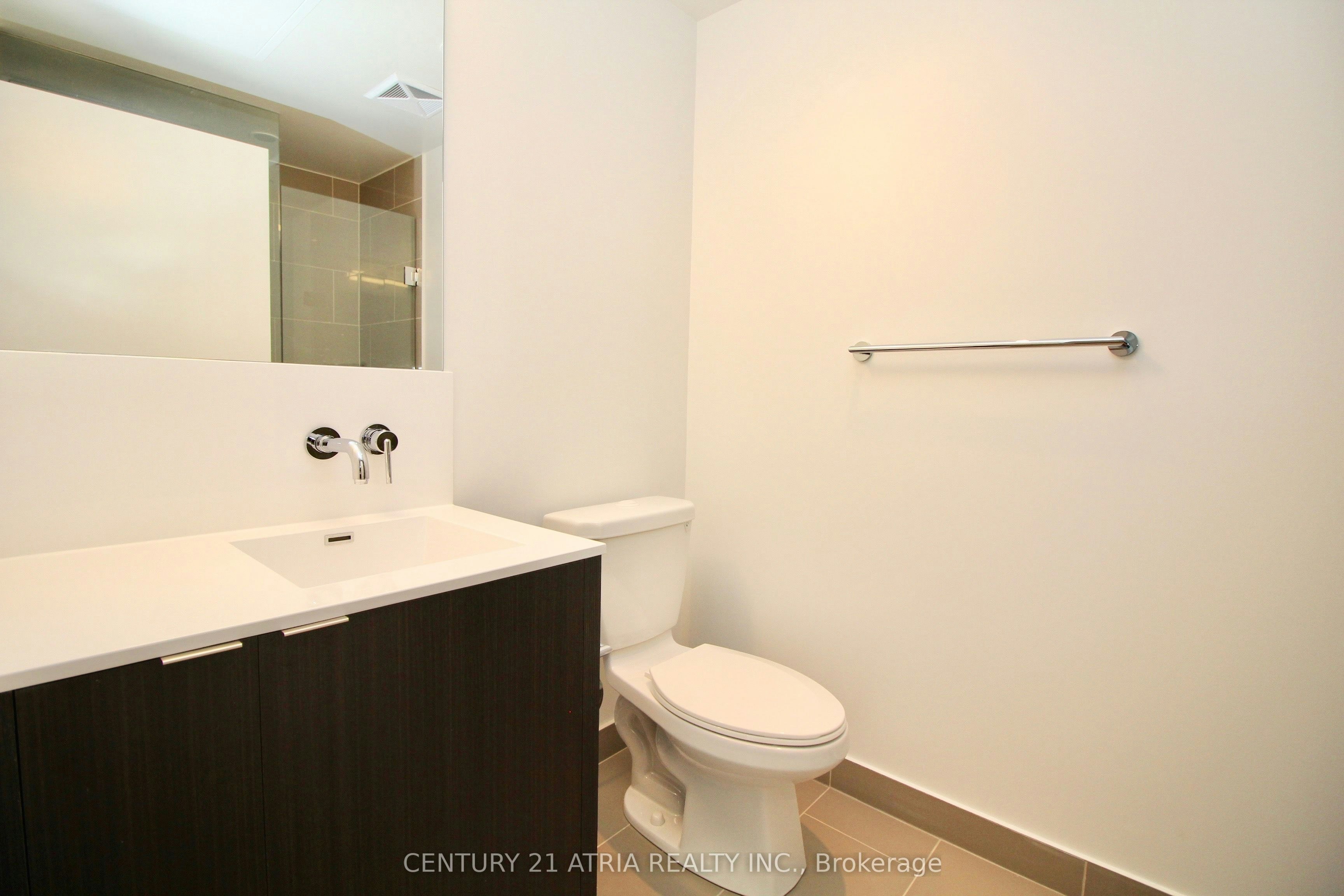 2510-100 Harbour Street, Toronto, ON, M5J 0B5 - 9