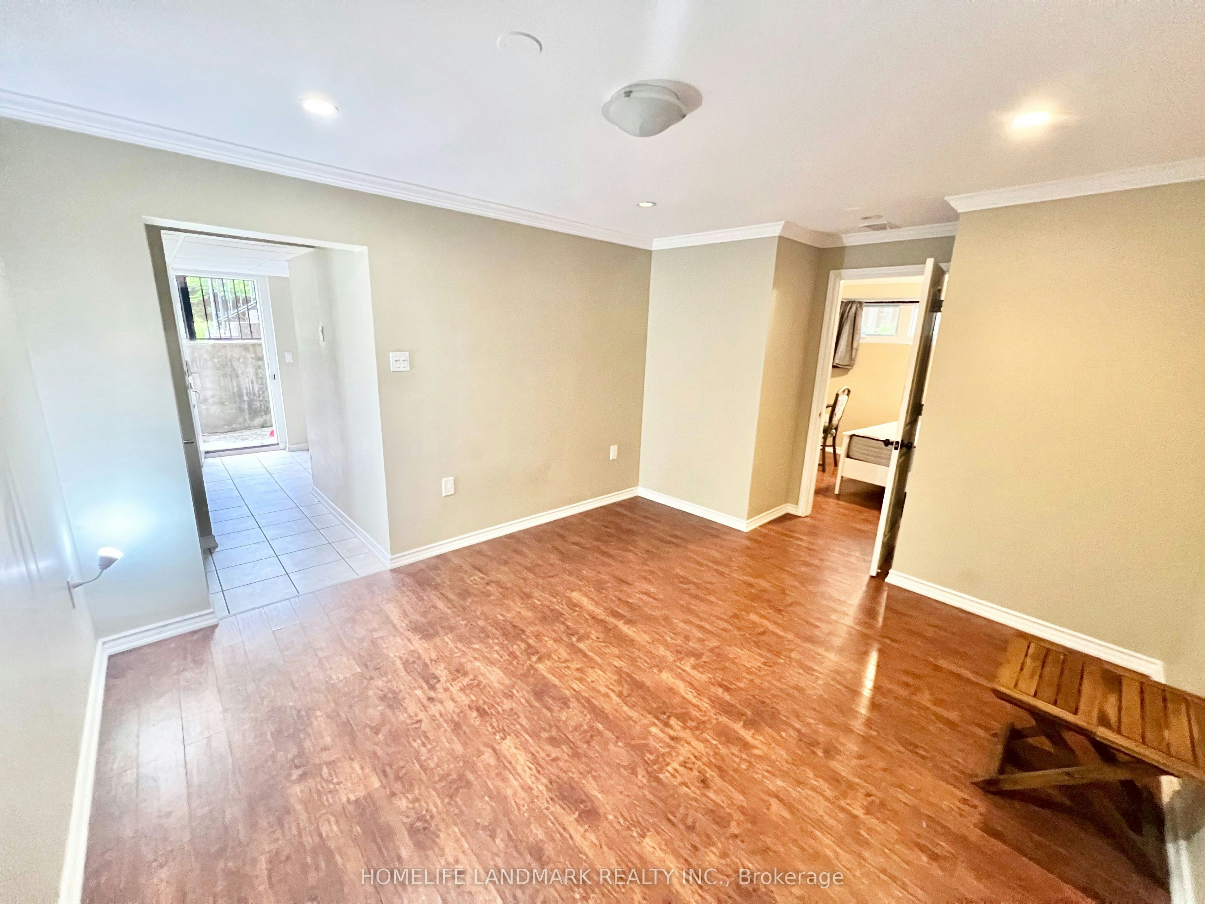 159 Cocksfield Avenue, Toronto, ON, M3H 3T4 - 6