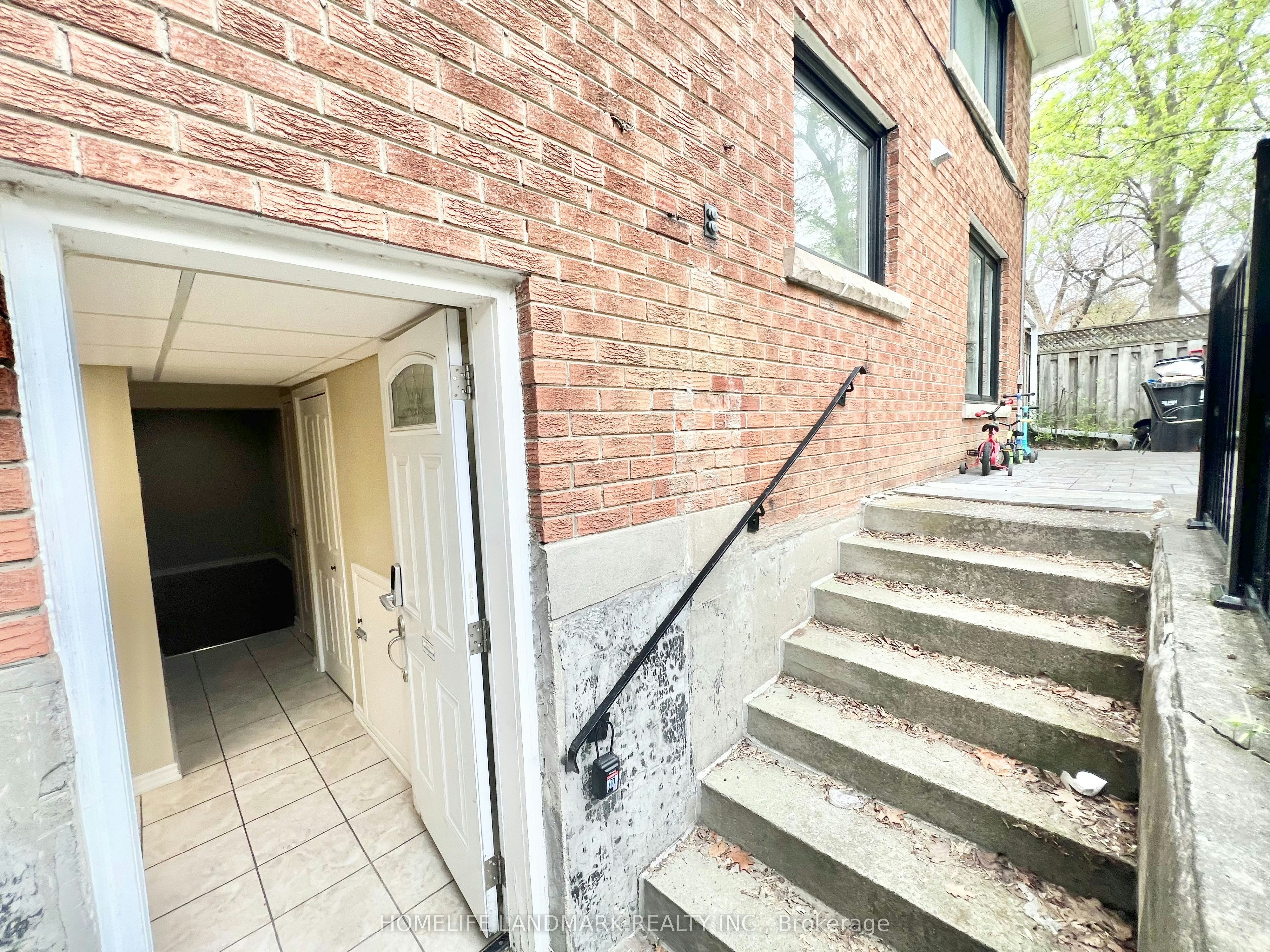 159 Cocksfield Avenue, Toronto, ON, M3H 3T4 - 19