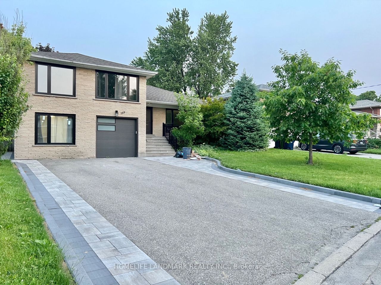 159 Cocksfield Avenue, Toronto, ON, M3H 3T4