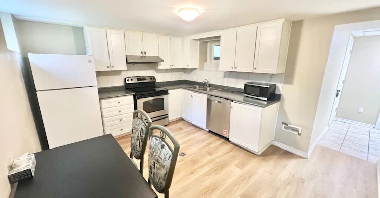 159 Cocksfield Avenue, Toronto, ON, M3H 3T4 - 16