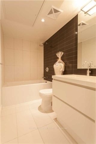 3006-85 Queens Wharf Road, Toronto, ON, M5V 0J9 - 12