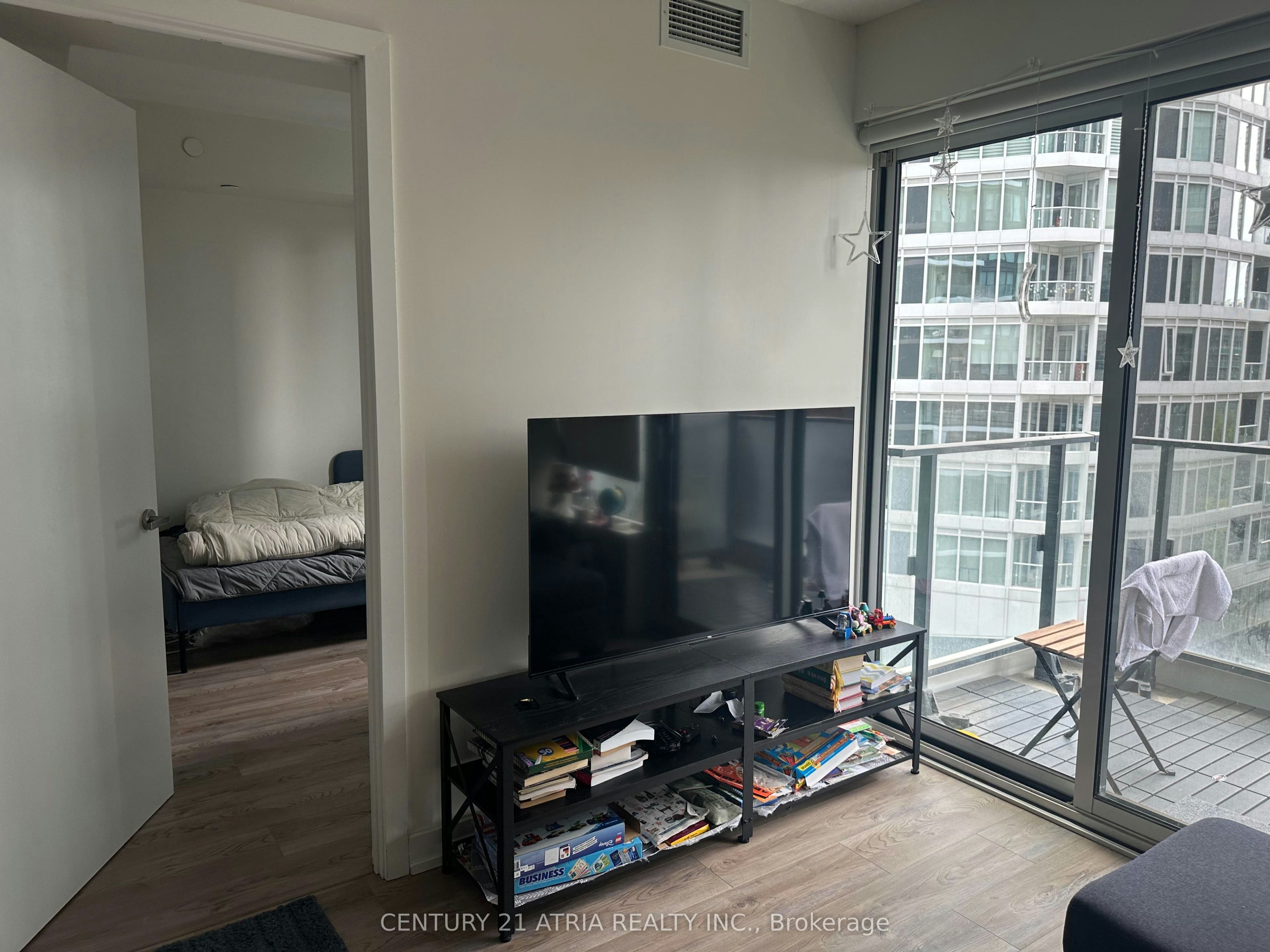1012-77 Shuter Street, Toronto, ON, M5B 0B8 - 12