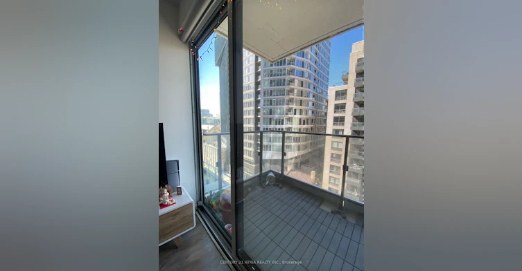 1012-77 Shuter Street, Toronto, ON, M5B 0B8 - 18