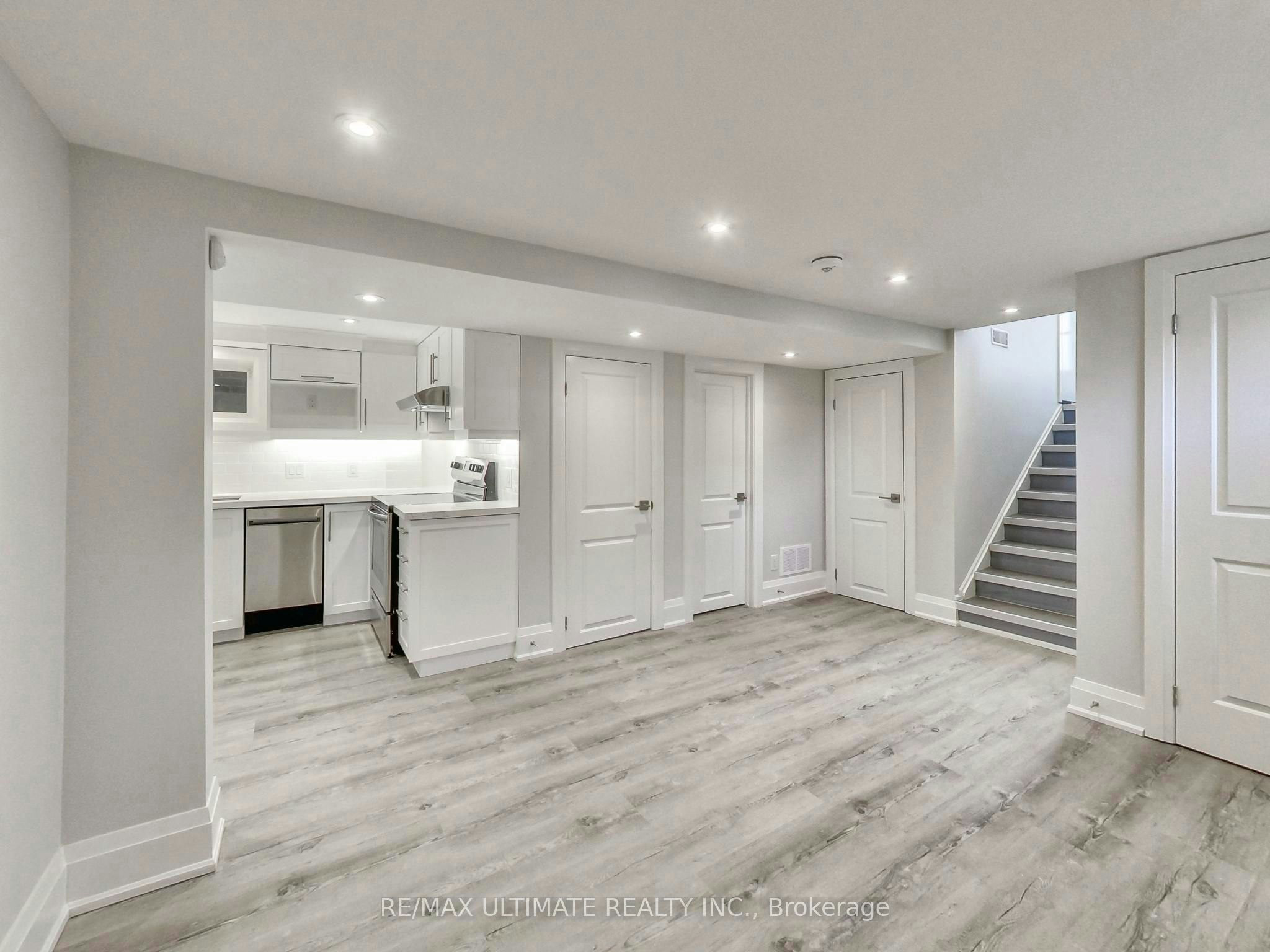 Lower-614 Northcliffe Boulevard, Toronto, ON, M6E 3L9
