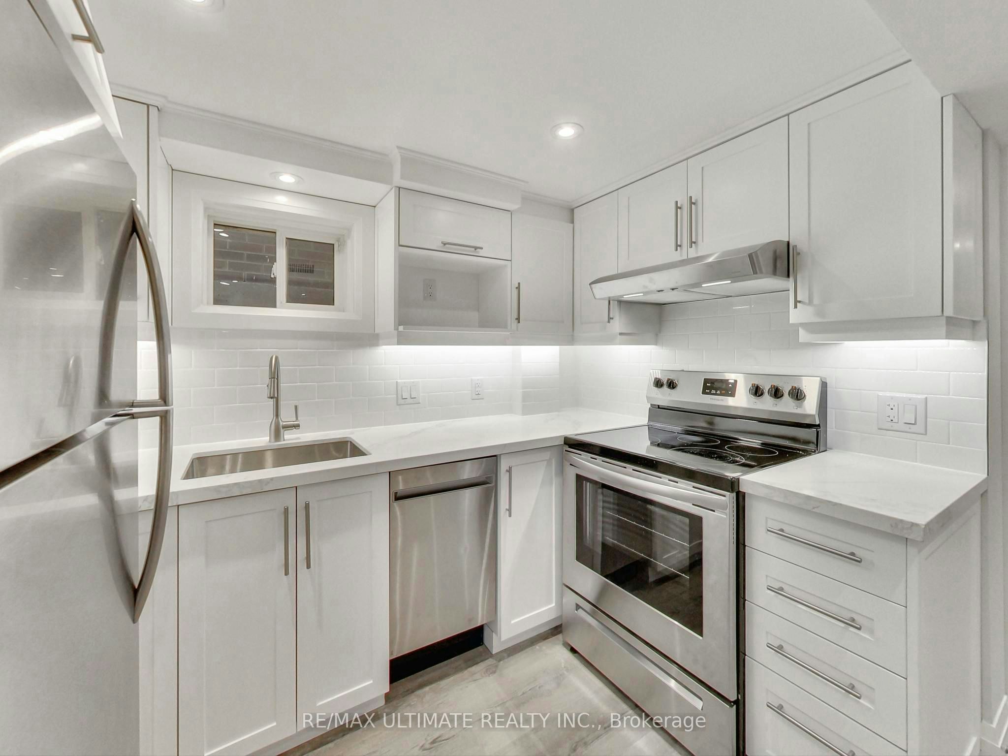 Lower-614 Northcliffe Boulevard, Toronto, ON, M6E 3L9 - 5