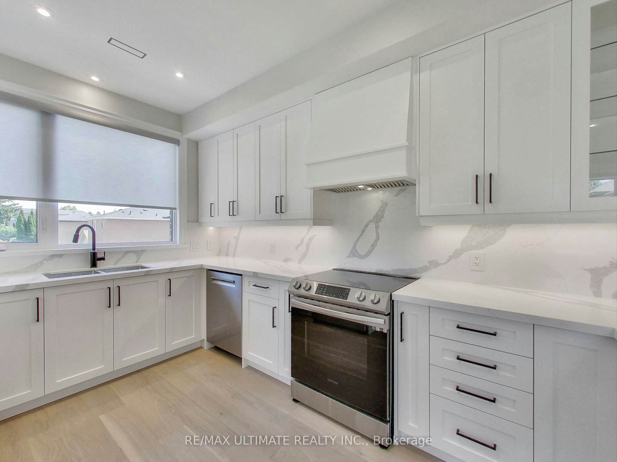 201-387 Glenholme Avenue, Toronto, ON, M6E 3E6 - 18