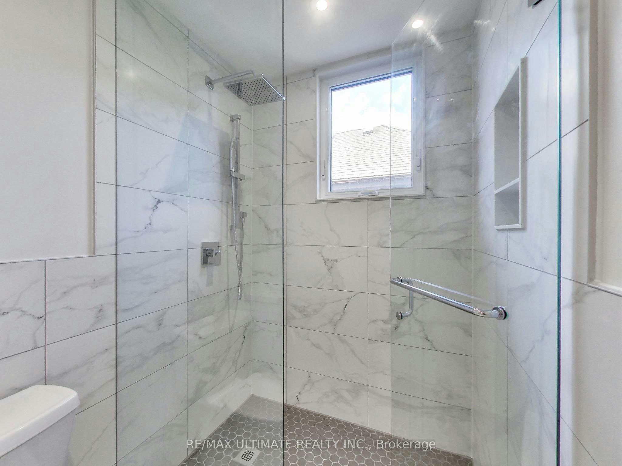 201-387 Glenholme Avenue, Toronto, ON, M6E 3E6 - 32
