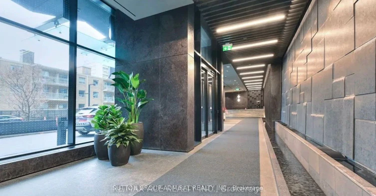 # 2204 N-120 Broadway Avenue, Toronto, ON, M4P 0E9 - 17