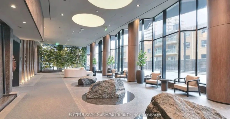 # 2204 N-120 Broadway Avenue, Toronto, ON, M4P 0E9 - 15