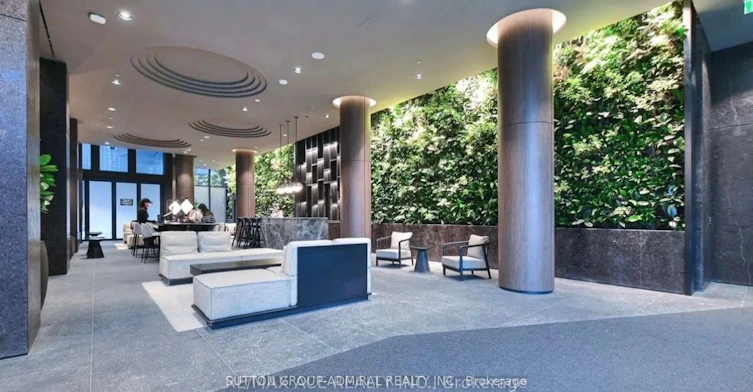 # 2204 N-120 Broadway Avenue, Toronto, ON, M4P 0E9 - 14