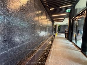 # 2204 N-120 Broadway Avenue, Toronto, ON, M4P 0E9 - 21