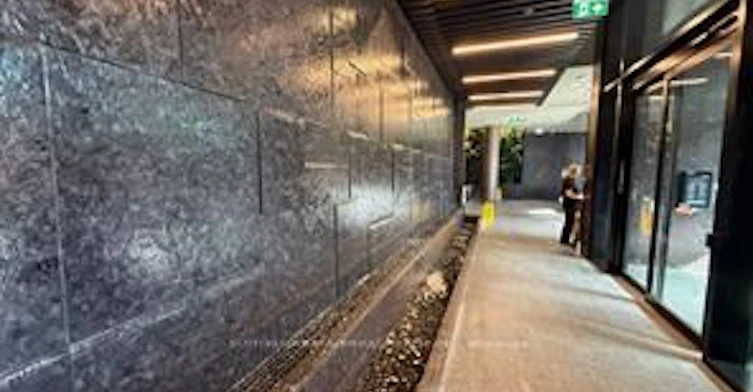 # 2204 N-120 Broadway Avenue, Toronto, ON, M4P 0E9 - 21