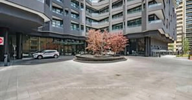 # 2204 N-120 Broadway Avenue, Toronto, ON, M4P 0E9 - 2