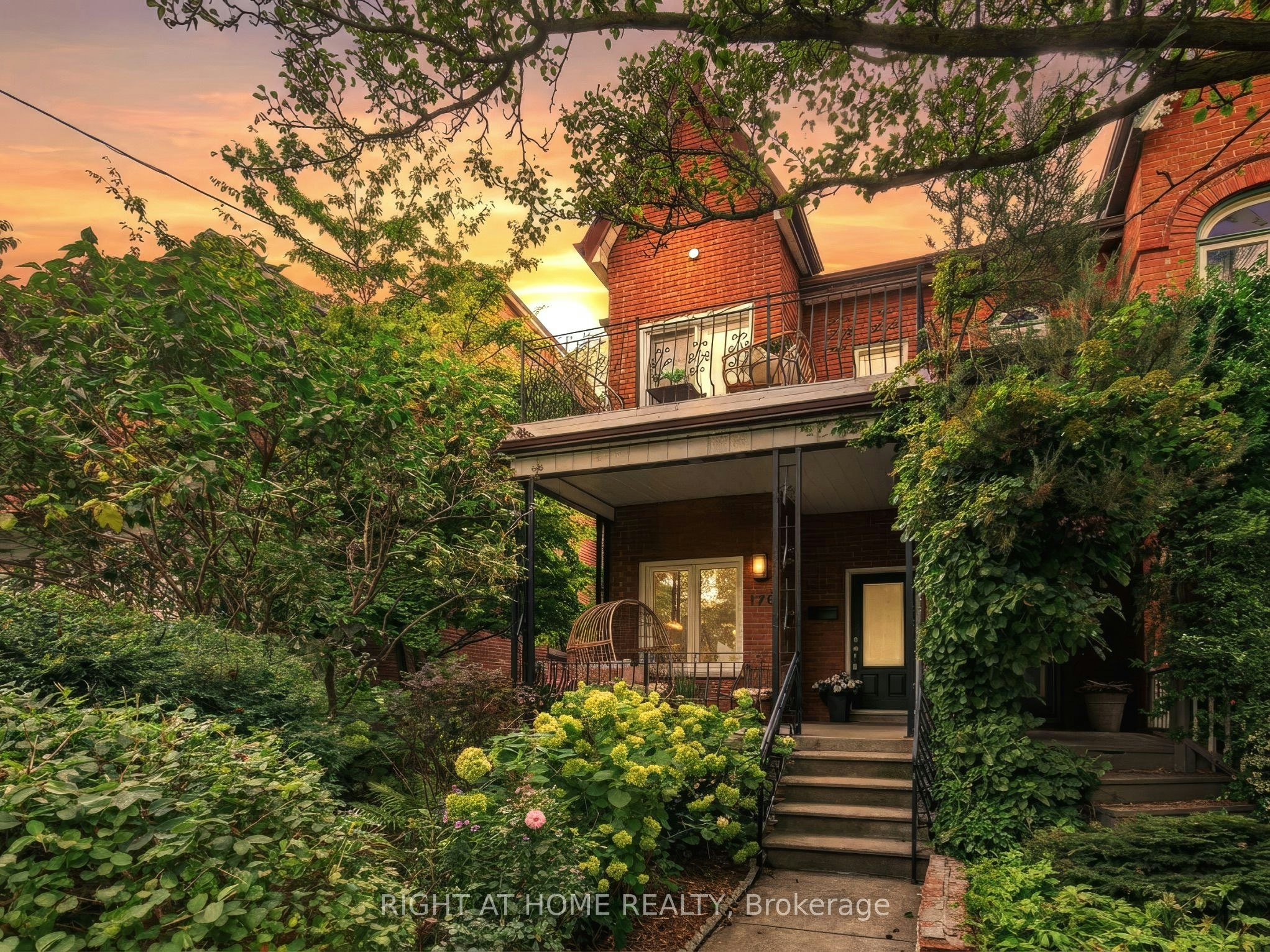 170 Margueretta Street, Toronto, ON, M6H 3S3