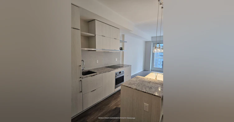 1607-197 Yonge Street, Toronto, ON, M5B 0C1 - 4