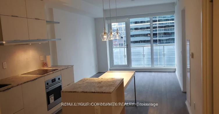 1607-197 Yonge Street, Toronto, ON, M5B 0C1 - 2