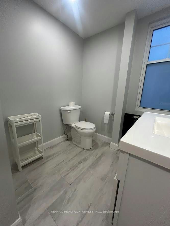 Main-485 Oriole Parkway, Toronto, ON, M5P 2H9 - 18