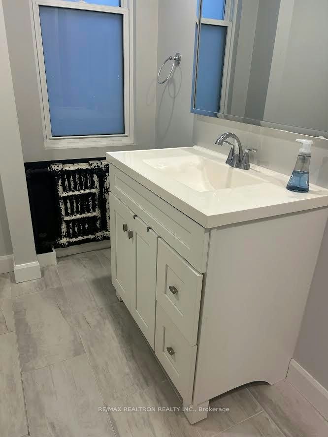 Main-485 Oriole Parkway, Toronto, ON, M5P 2H9 - 12