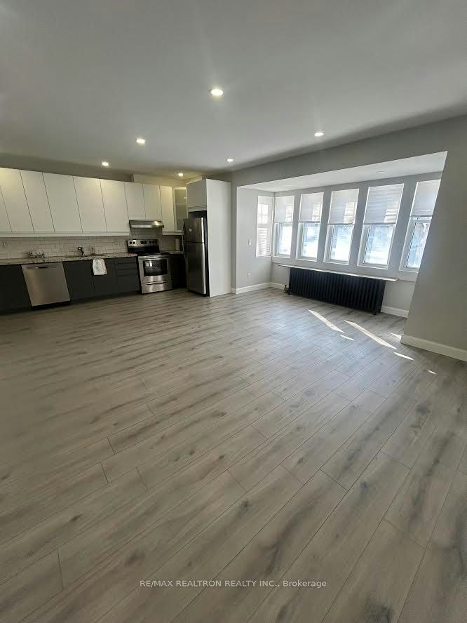 Main-485 Oriole Parkway, Toronto, ON, M5P 2H9 - 2