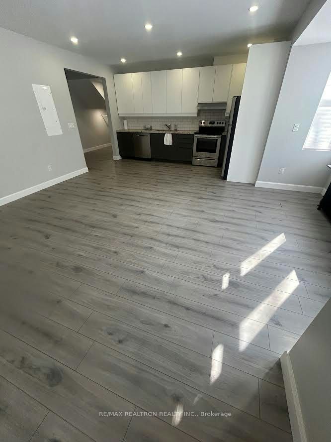 Main-485 Oriole Parkway, Toronto, ON, M5P 2H9 - 5