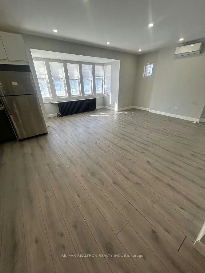 Main-485 Oriole Parkway, Toronto, ON, M5P 2H9 - 9