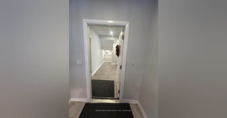 Main-485 Oriole Parkway, Toronto, ON, M5P 2H9 - 3
