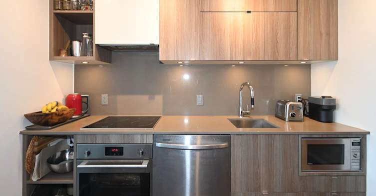 2004-125 Peter Street, Toronto, ON, M5V 0M2 - 9