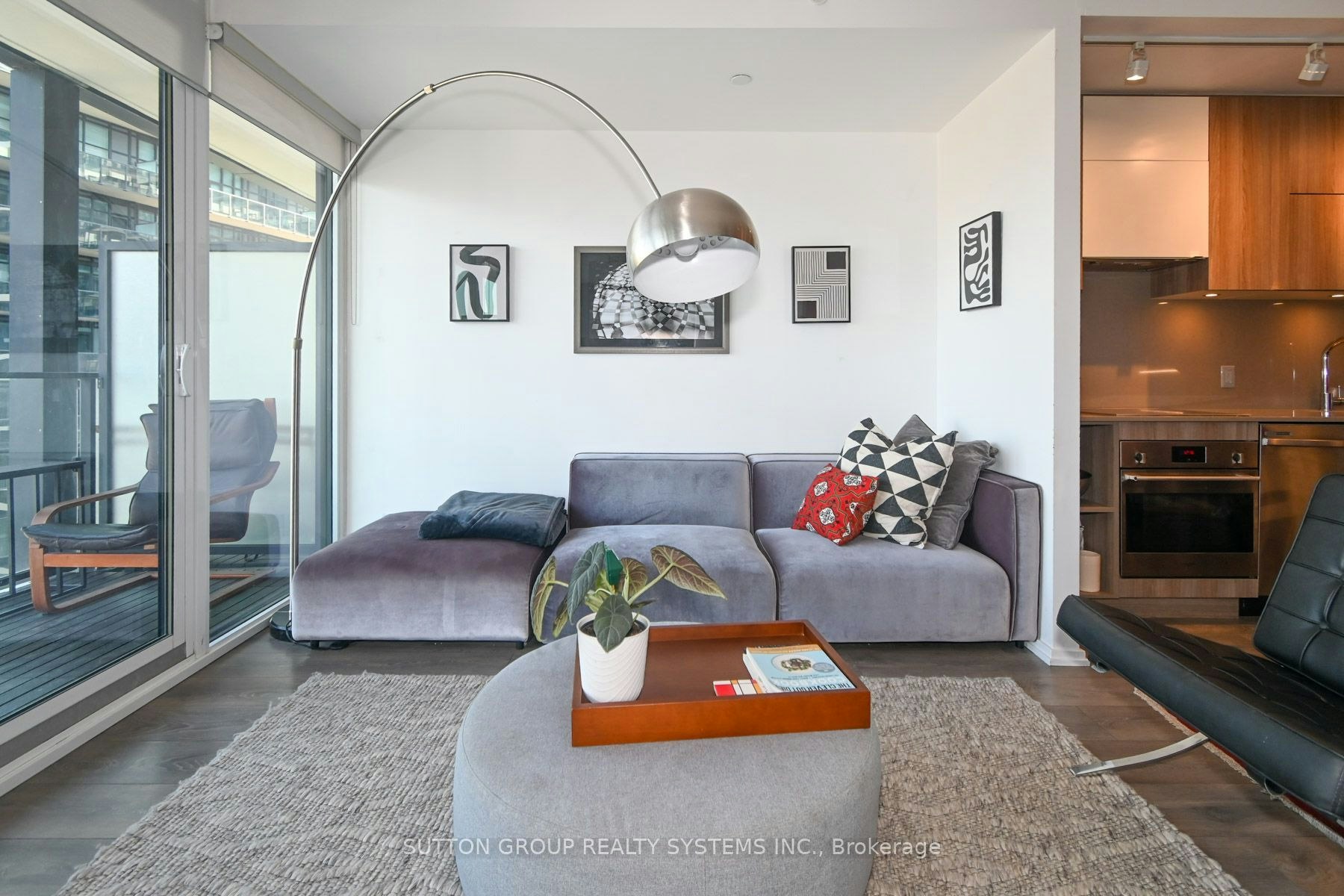 2004-125 Peter Street, Toronto, ON, M5V 0M2 - 4
