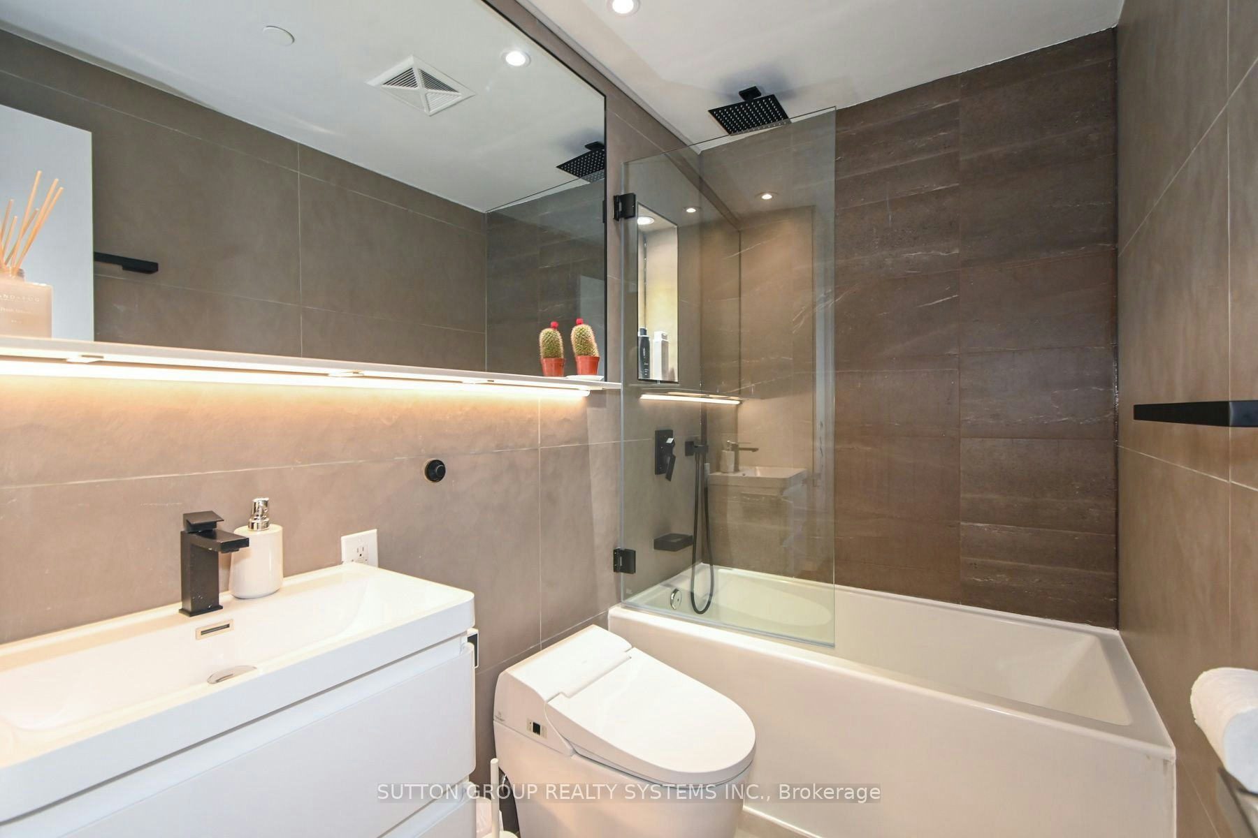 2004-125 Peter Street, Toronto, ON, M5V 0M2 - 11