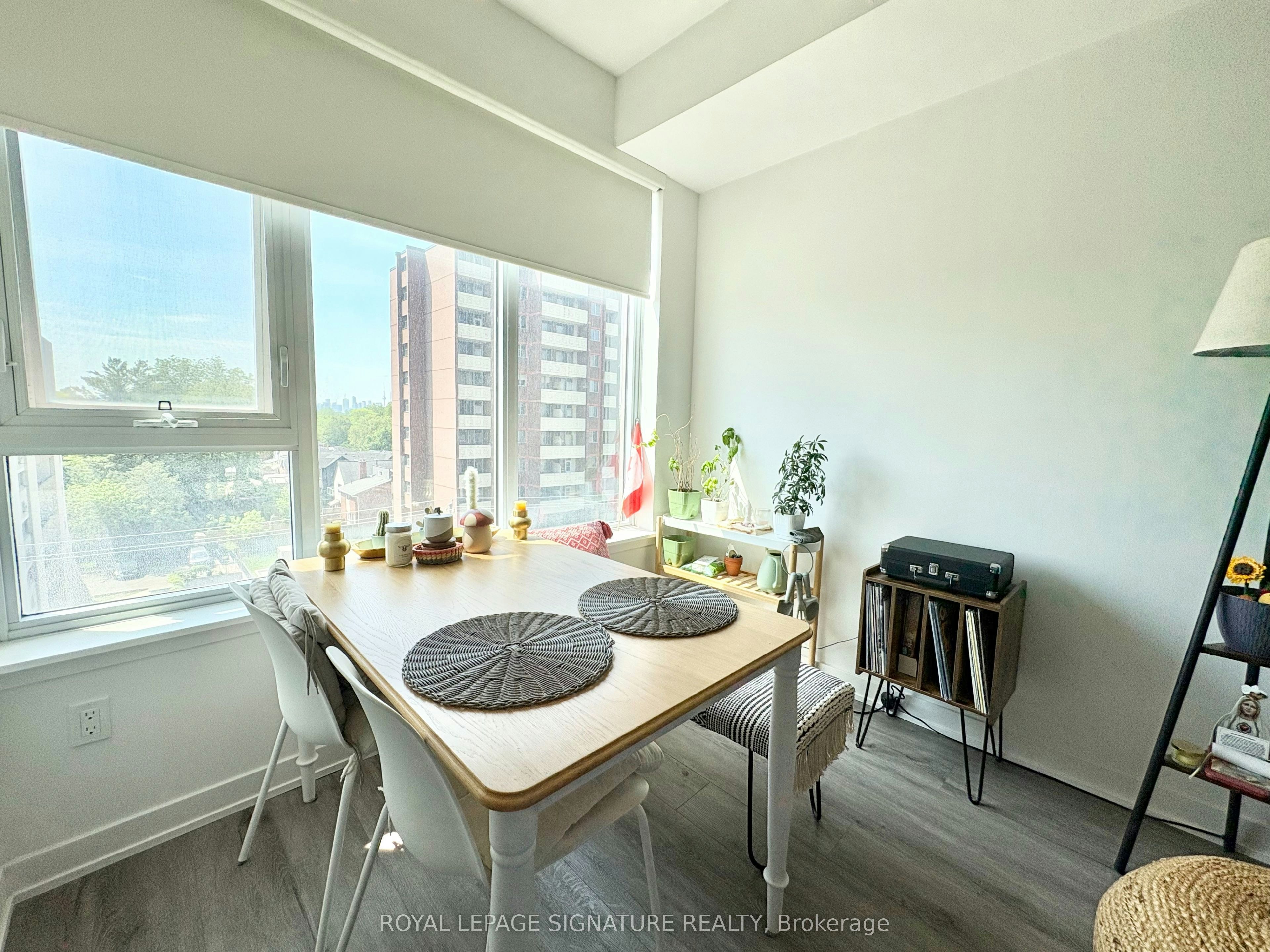 605-1 Cardiff Road, Toronto, ON, M4P 0G2 - 11