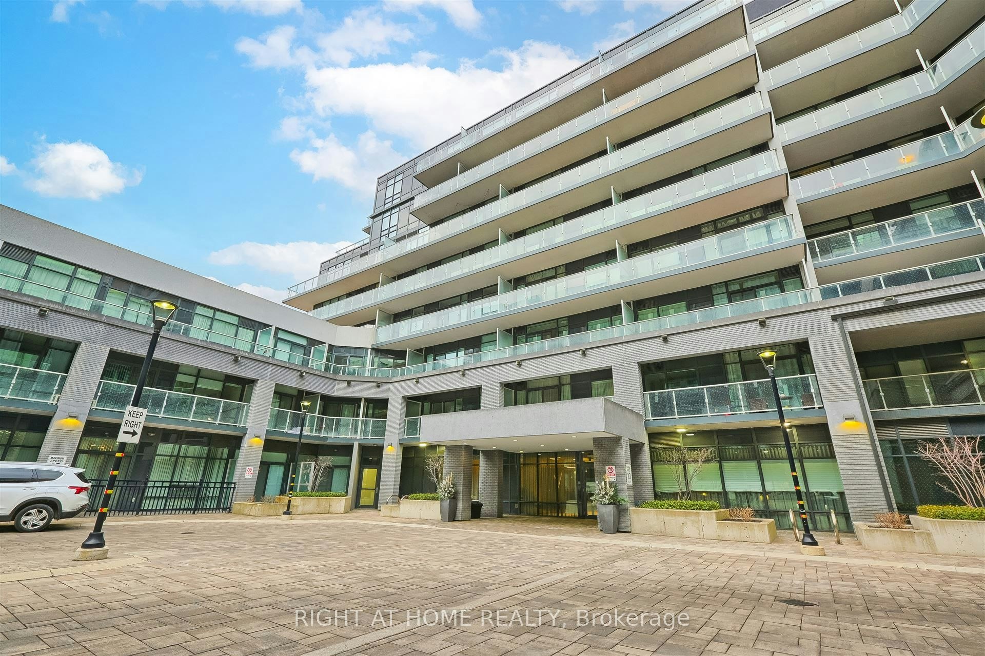 321-621 Sheppard Avenue E, Toronto, ON, M2K 1B5