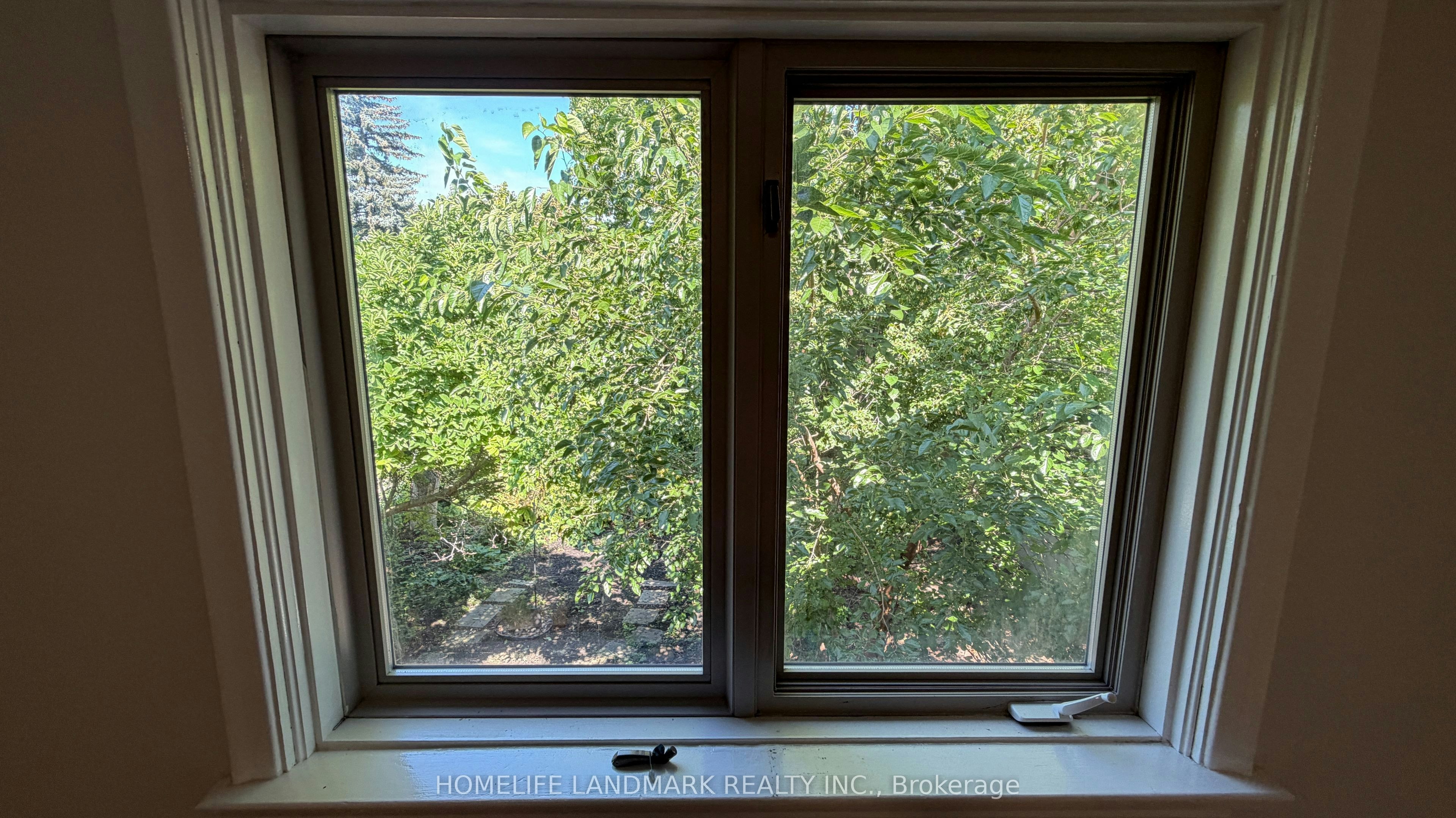 702 Sheppard Ave E Avenue E, Toronto, ON, M2K 1B7 - 28