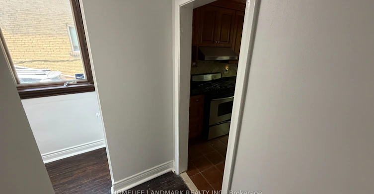 702 Sheppard Ave E Avenue E, Toronto, ON, M2K 1B7 - 12