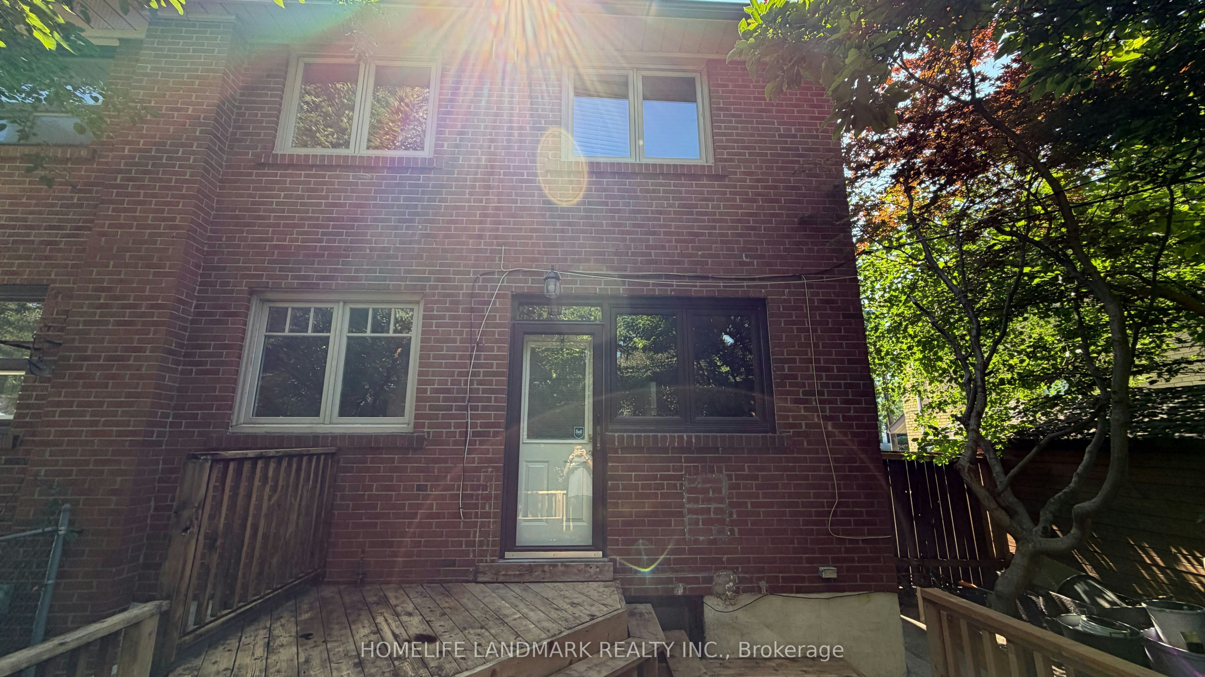702 Sheppard Ave E Avenue E, Toronto, ON, M2K 1B7 - 44