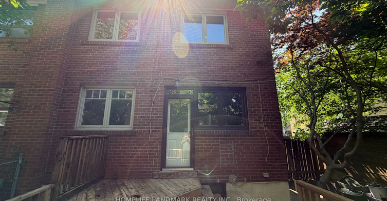 702 Sheppard Ave E Avenue E, Toronto, ON, M2K 1B7 - 44