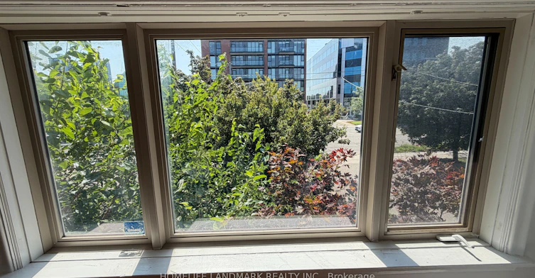702 Sheppard Ave E Avenue E, Toronto, ON, M2K 1B7 - 23