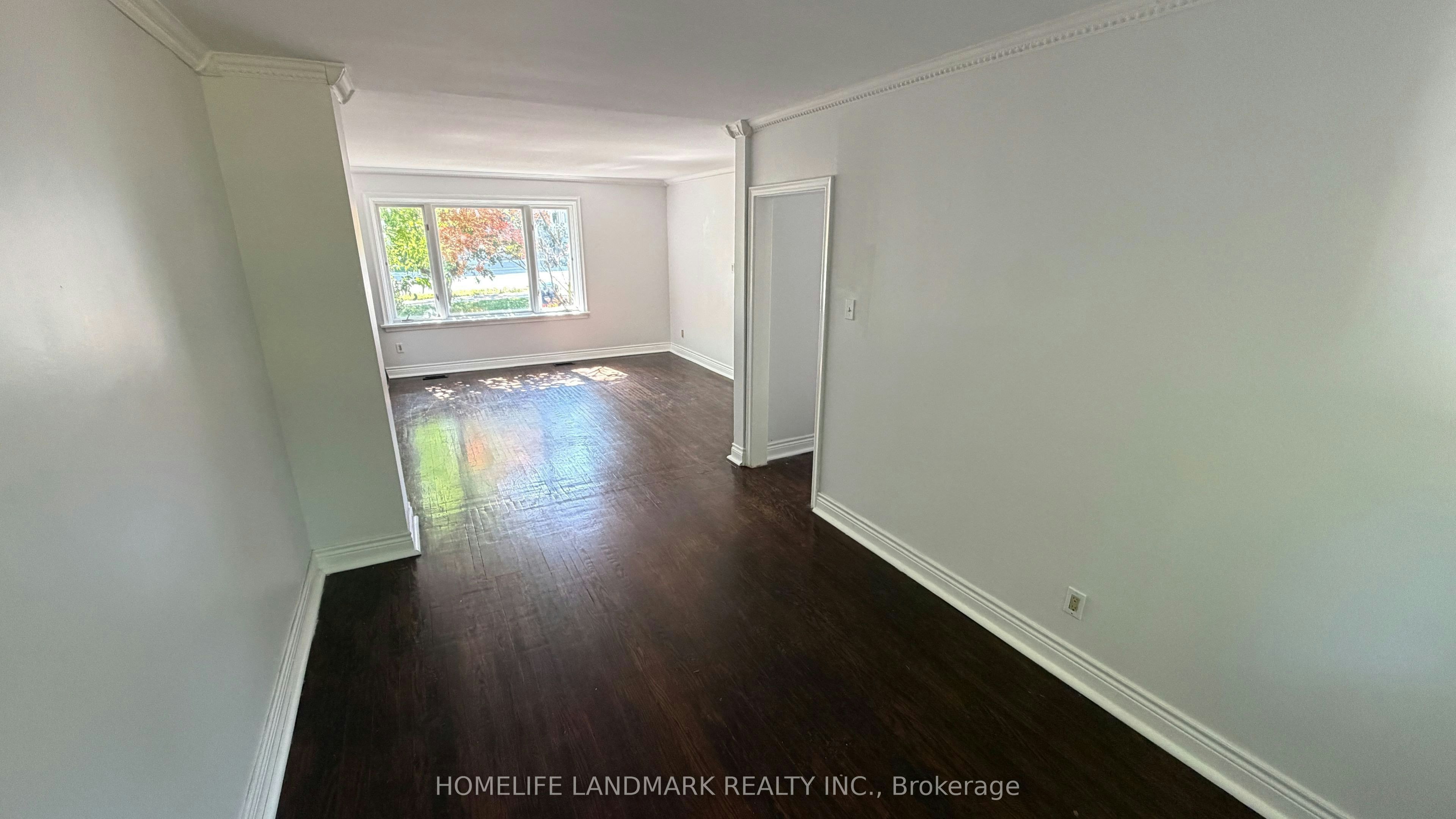 702 Sheppard Ave E Avenue E, Toronto, ON, M2K 1B7 - 11