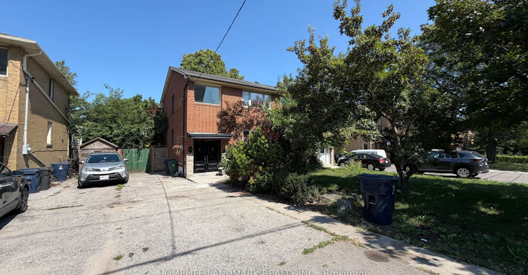 702 Sheppard Ave E Avenue E, Toronto, ON, M2K 1B7 - 3