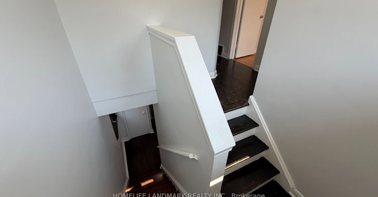 702 Sheppard Ave E Avenue E, Toronto, ON, M2K 1B7 - 20