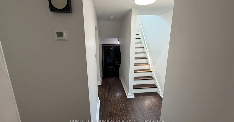 702 Sheppard Ave E Avenue E, Toronto, ON, M2K 1B7 - 16