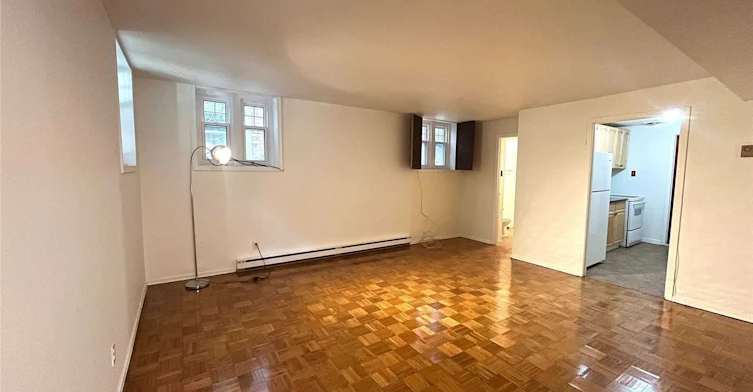 B-485 Oriole Parkway, Toronto, ON, M5P 2H9 - 3